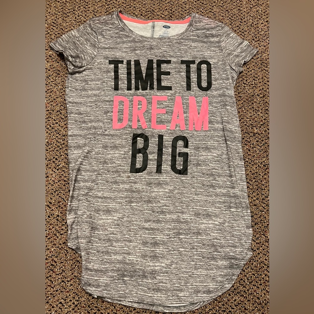Old Navy pajama shirt. Girls size 10/12